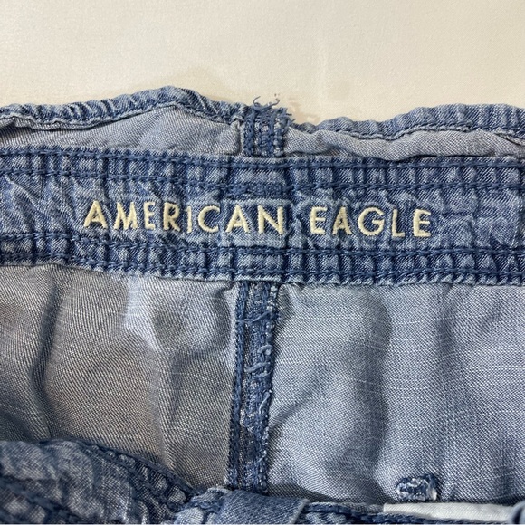 AMERICAN EAGLE WOMENS SHORTS , SIZE 8, GOOD CONDITION , PREOWNED, BUTTON… - Picture 2 of 3